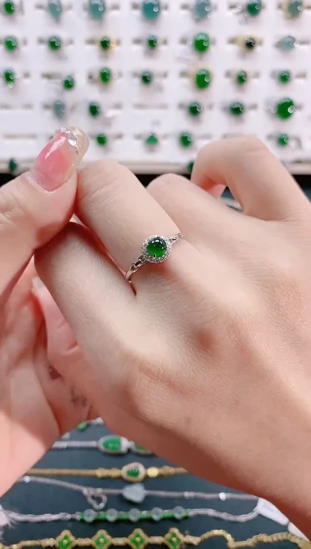 【闪购商品】翡翠戒指银S925镶嵌天然翡翠