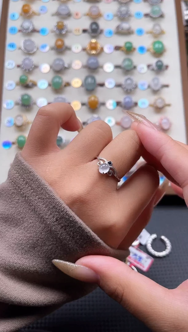 【闪购商品】翡翠戒指银S925镶嵌天然A货翡翠戒指