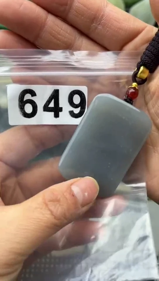 未镶嵌和田玉珠宝半成品牌子