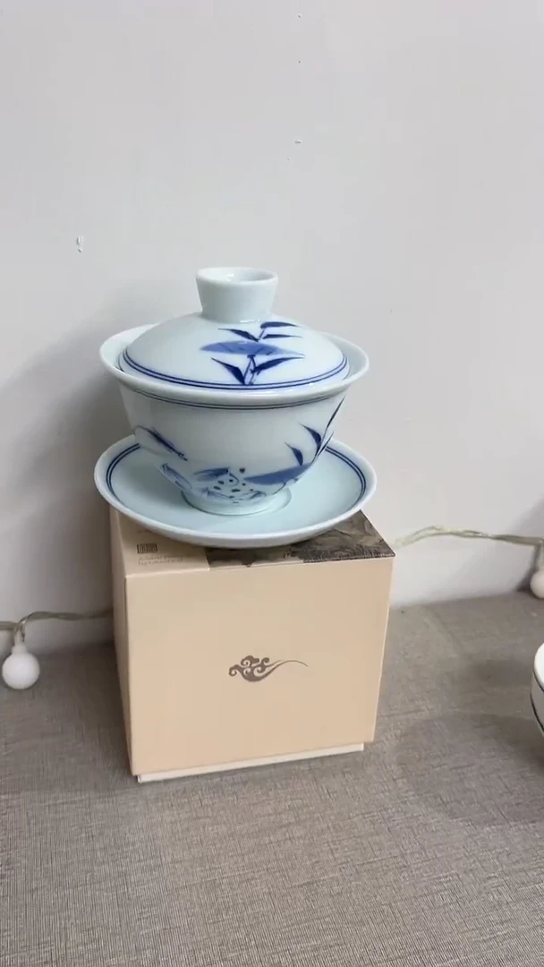 景德镇高温烧三才盖碗鱼戏