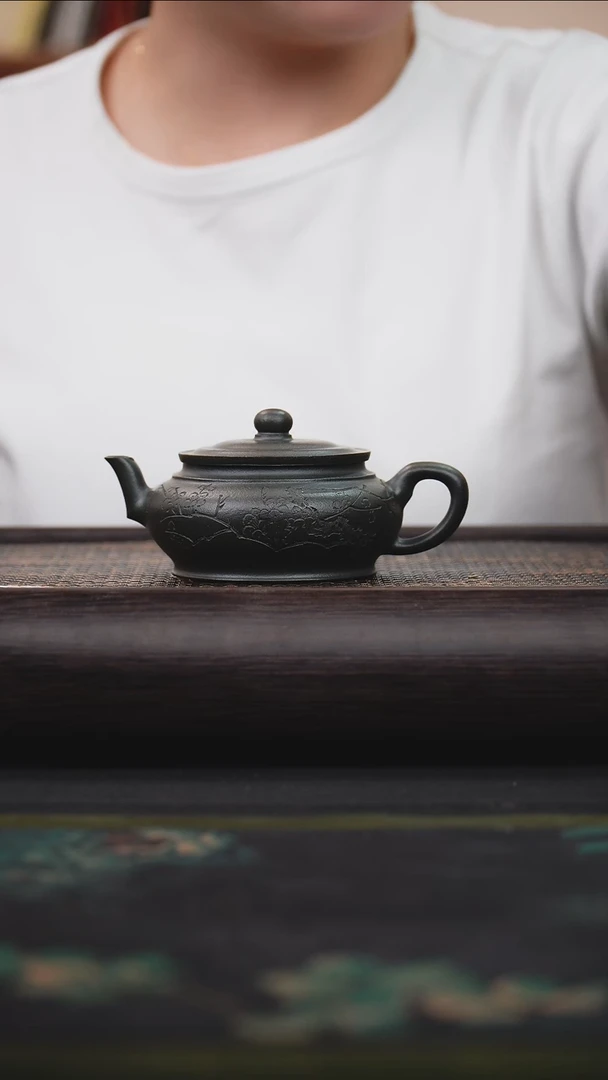 茶壶紫砂君子兰 涟漪 170cc