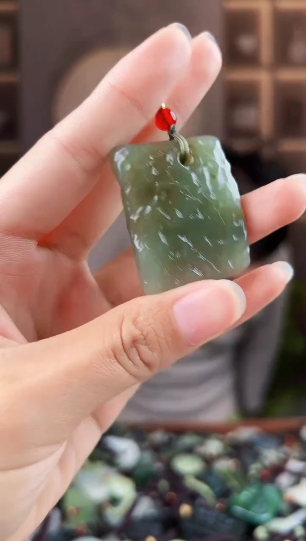 未镶嵌和田玉挂件拍一发一，多样性发货