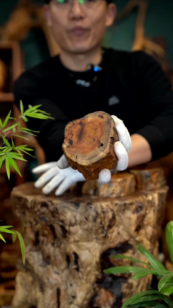 木妙*居雷击枣木底座