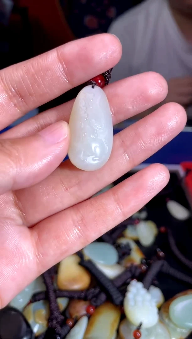 和田玉未镶嵌挂件1