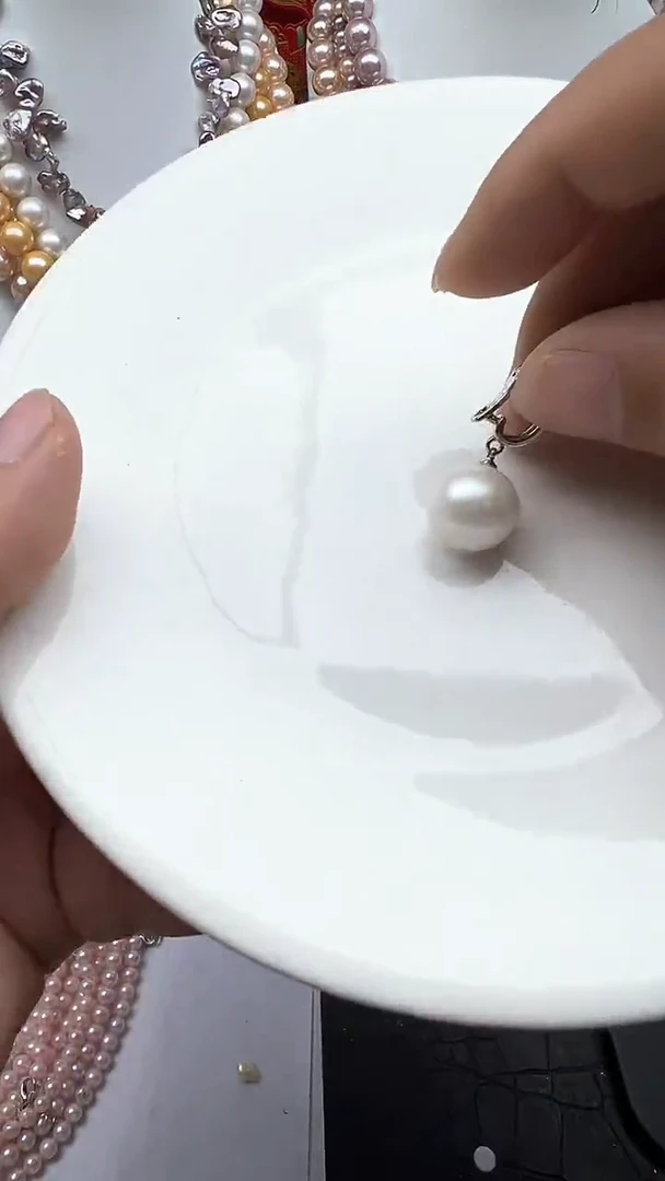 淡水珍珠未镶嵌颈饰1