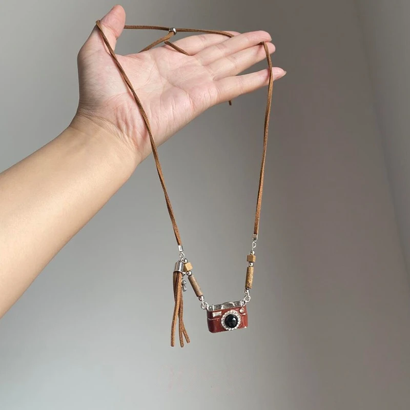 非金属皮质项链 复古美拉德相机项链女独特小众设计高级感锁骨链