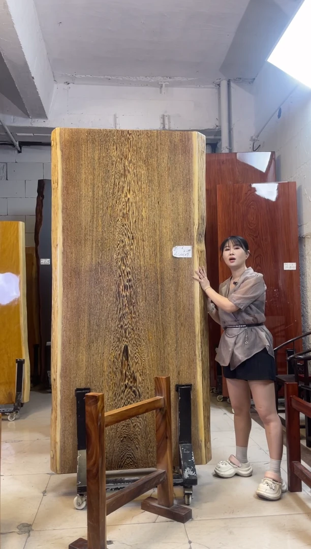 JC-6鸡翅木216.5*103*9加黄三角支架*2