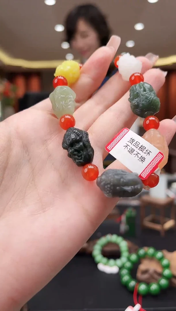 未镶嵌和田玉挂件db