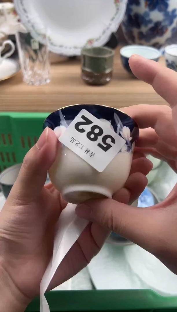 瓷片L****?瓷片        582