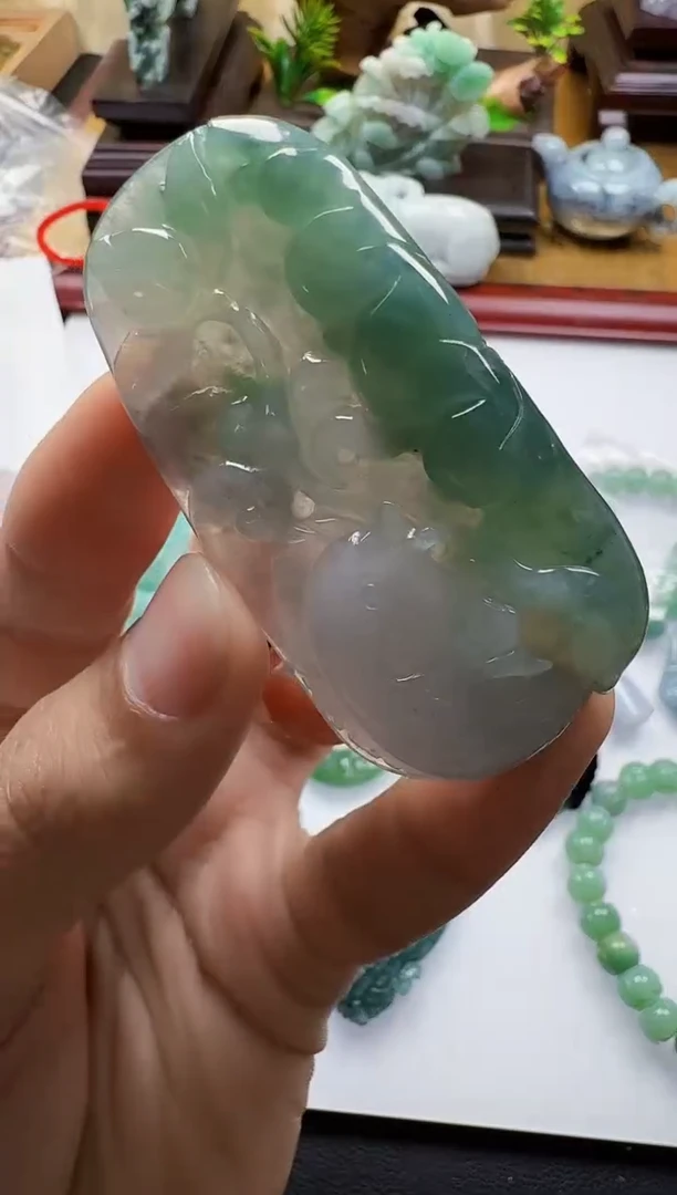 吊坠(不含链)未镶嵌翡翠1