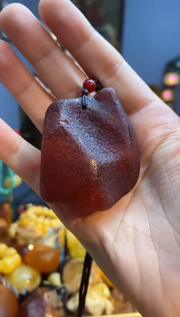 琥珀颈饰未镶嵌吊坠