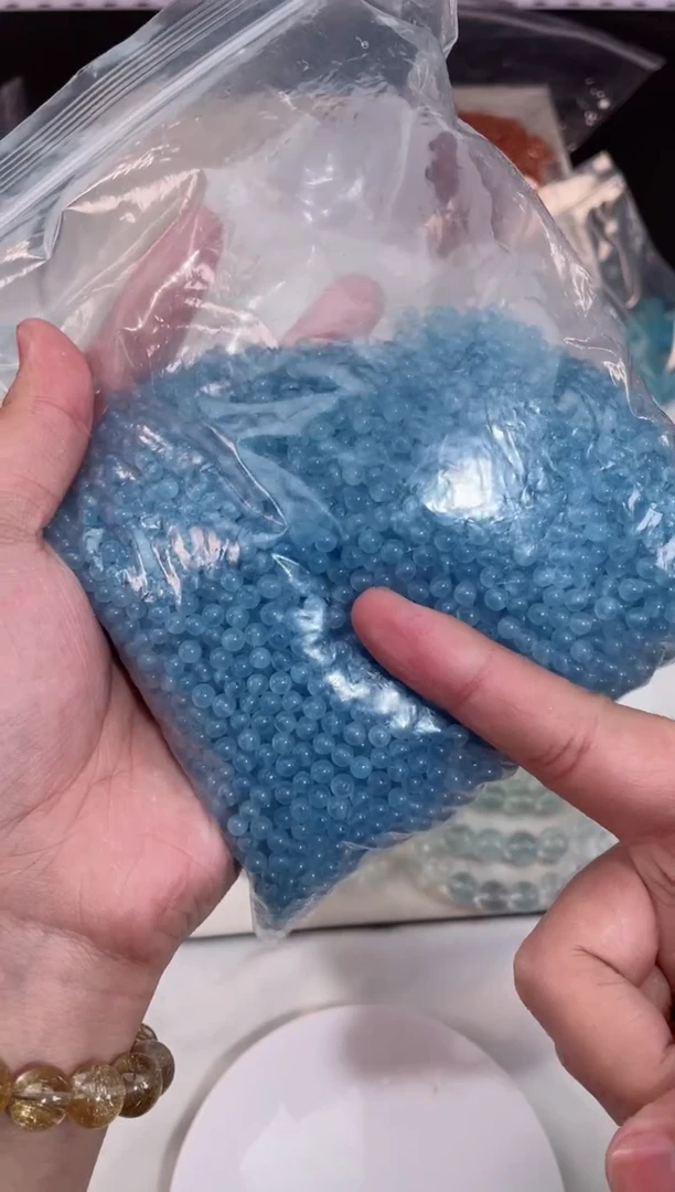 【闪购商品】水晶【S111】海蓝宝小珠4mm未镶嵌多样性发40颗
