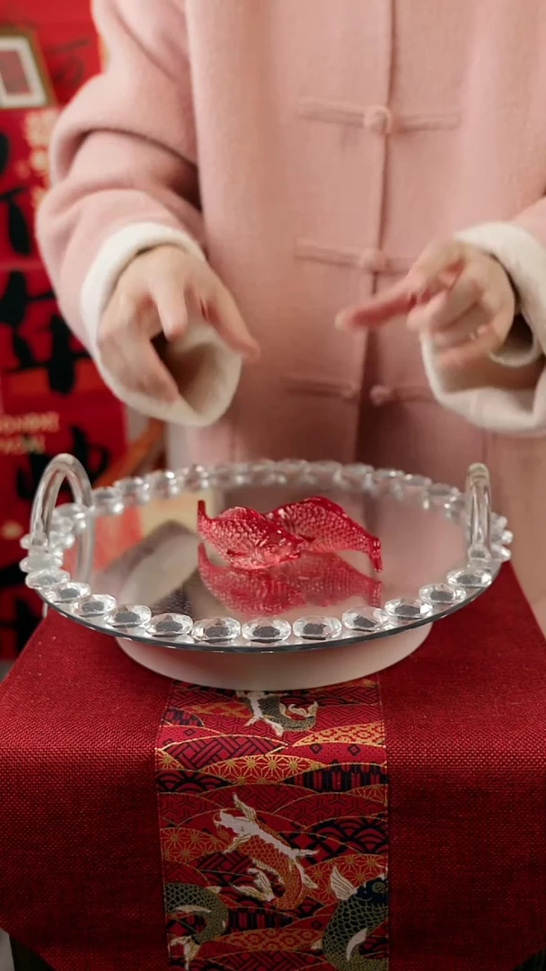 【闪购商品】琉璃红色大鲤鱼摆件一对