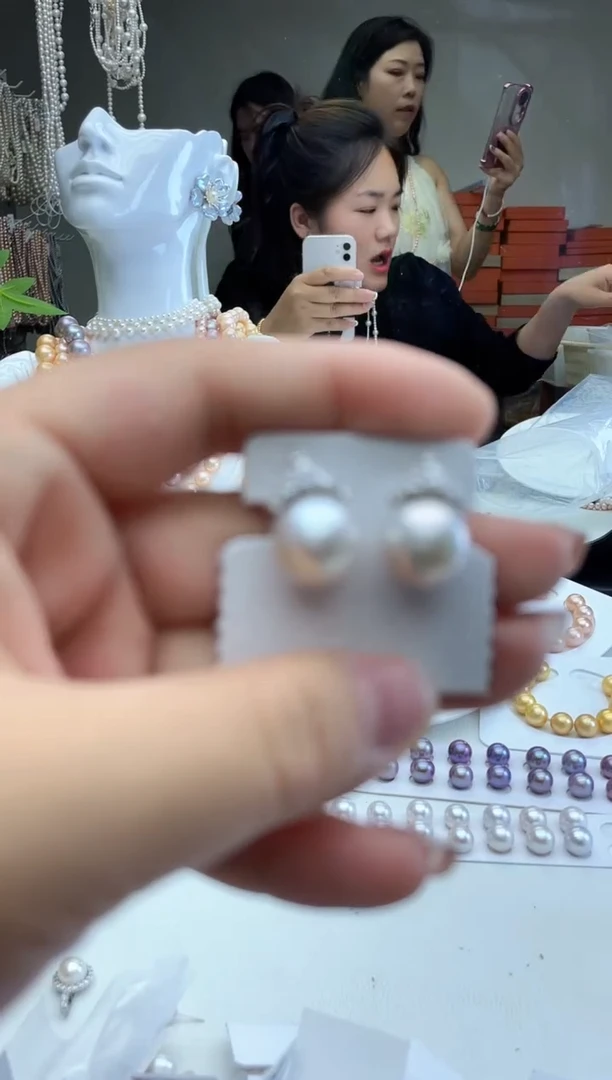 未镶嵌淡水珍珠珍珠耳钉