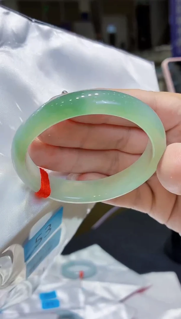 未镶嵌手镯翡翠翡翠手镯52