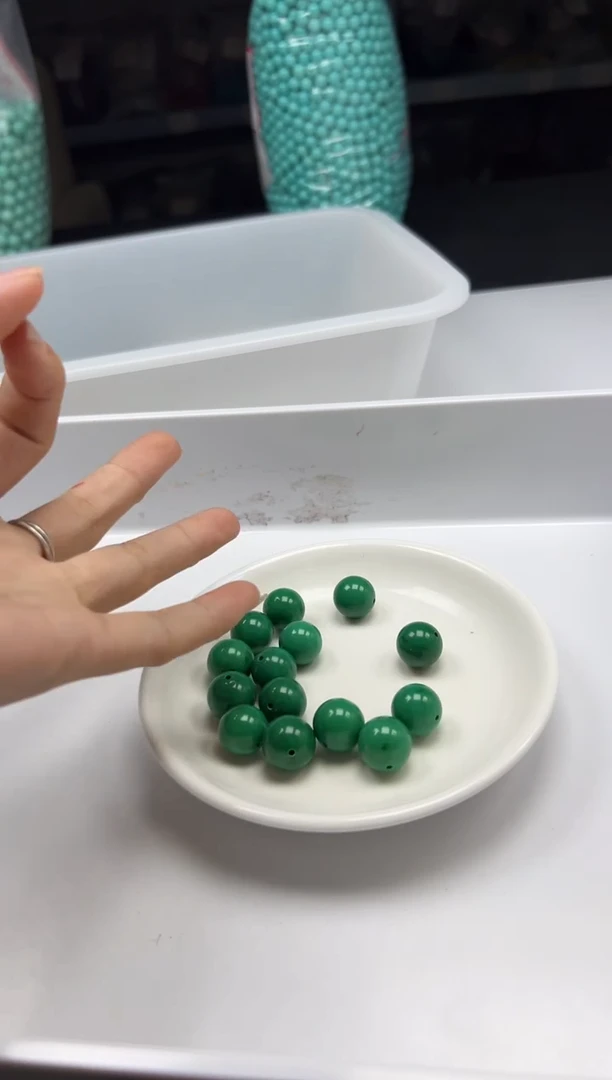 未镶嵌颈饰玛瑙/玉髓w2510高瓷玉化老绿松12mm*2颗