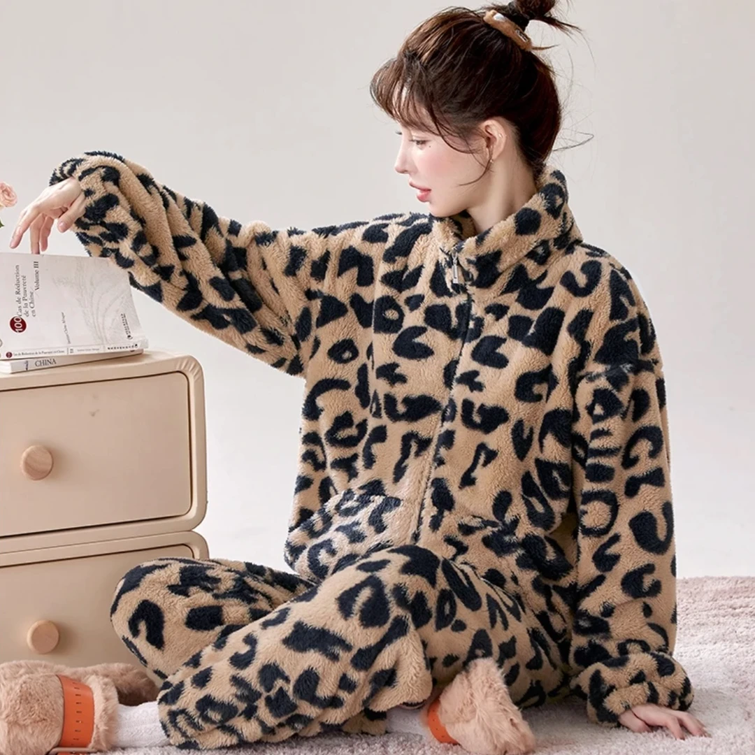 【工厂福利】秋冬新款豹纹立领网红毛绒加厚宽松家居服睡衣套装