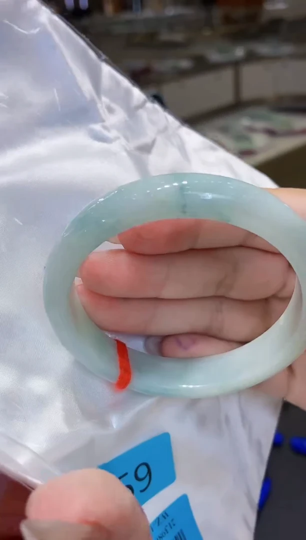 未镶嵌手镯翡翠翡翠手镯