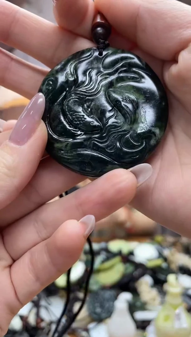 未镶嵌岫玉吊坠·