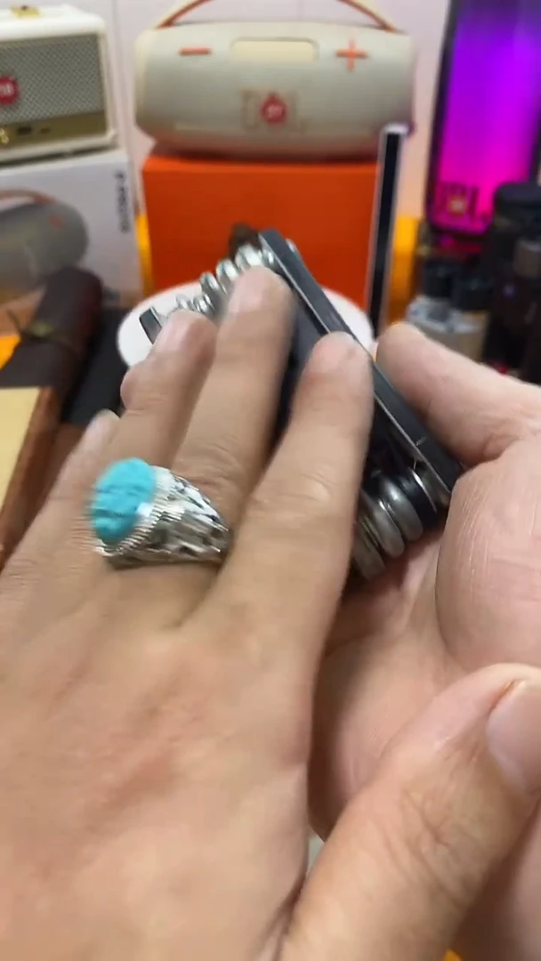 瓷片闪购商品 如图所示