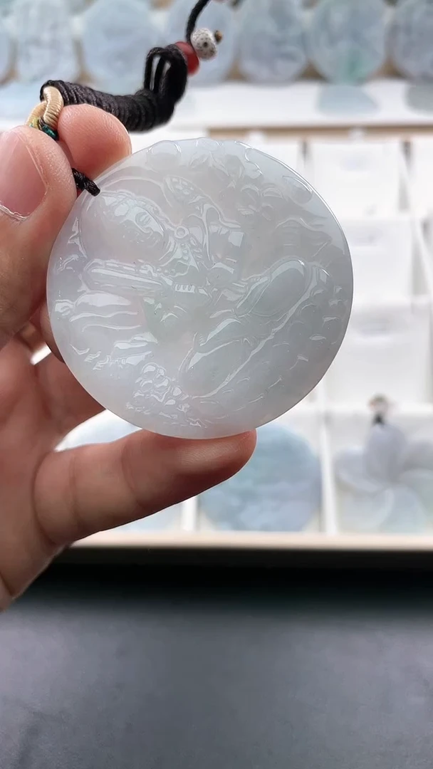 翡翠未镶嵌颈饰..../6/13/ 258