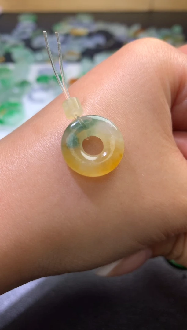 未镶嵌定制翡翠毛货