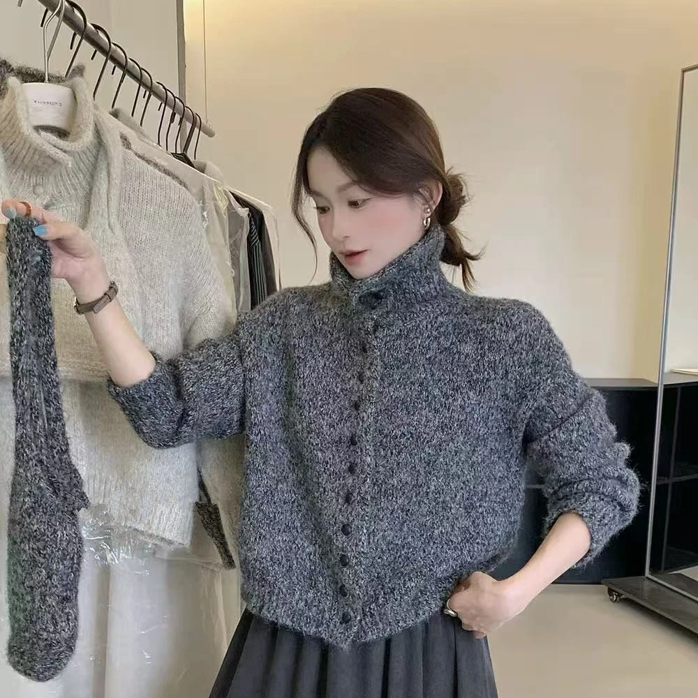 韩系松弛感高领软糯气质单排扣保暖休闲加厚针织开衫毛衣外套秋冬