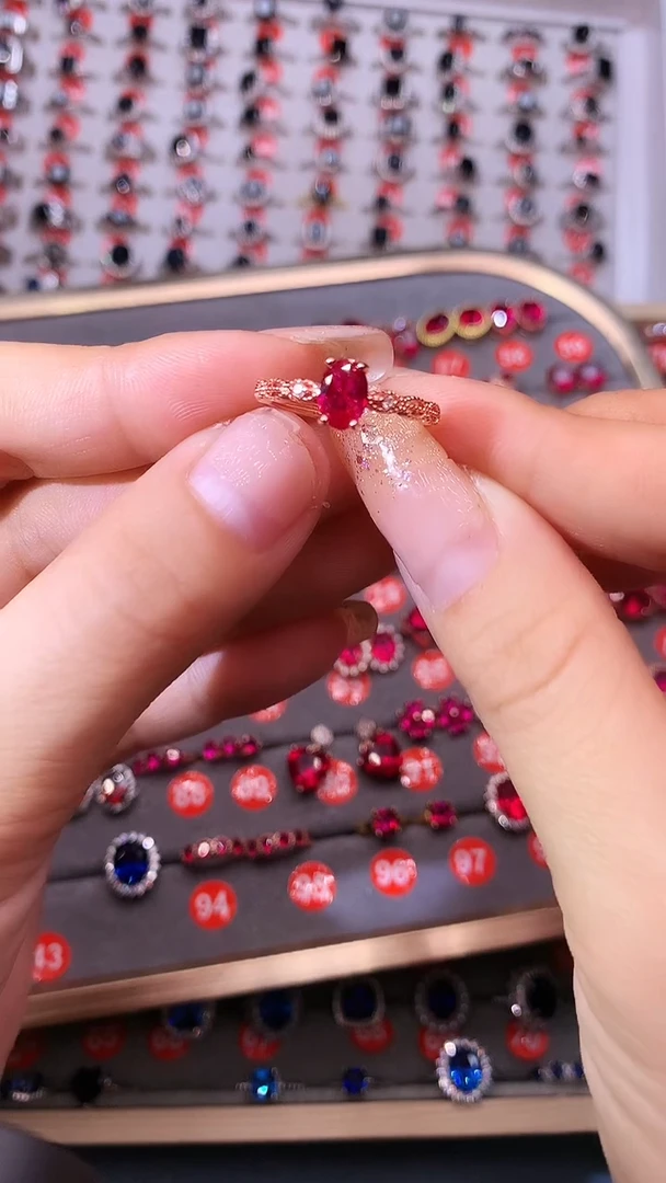 【闪购商品】红宝石戒指银S925镶嵌1111111