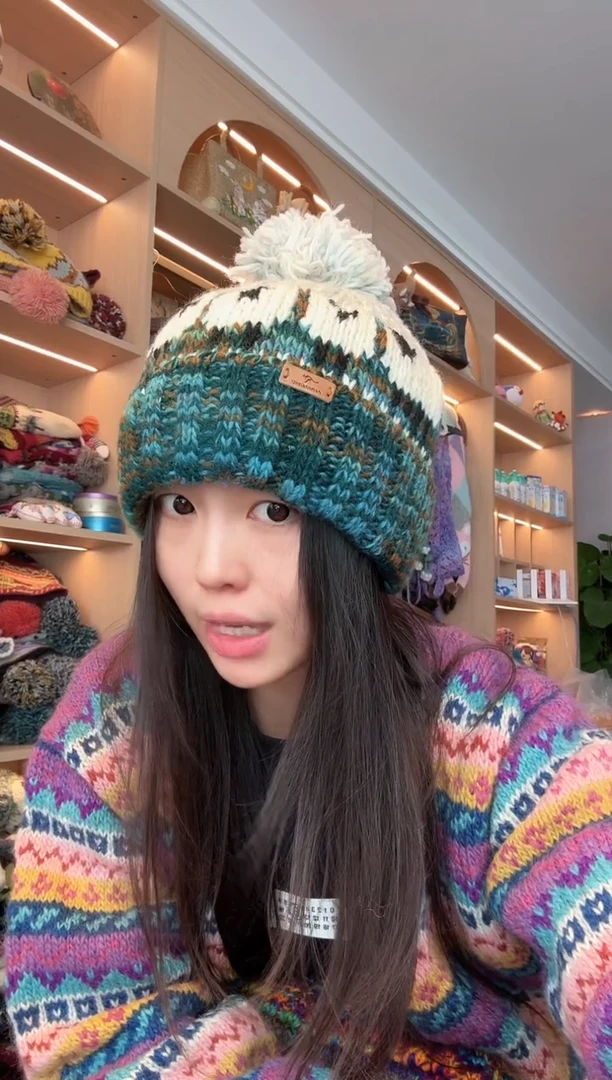 羊毛脏脏翻边小羊帽