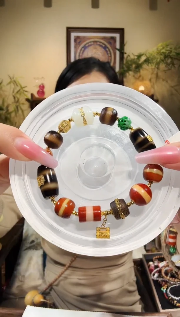 未镶嵌手链和田玉手链