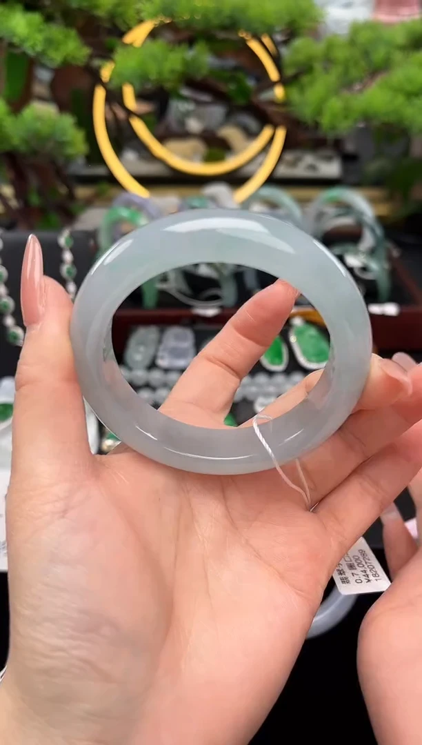 未镶嵌手镯翡翠佩*手镯