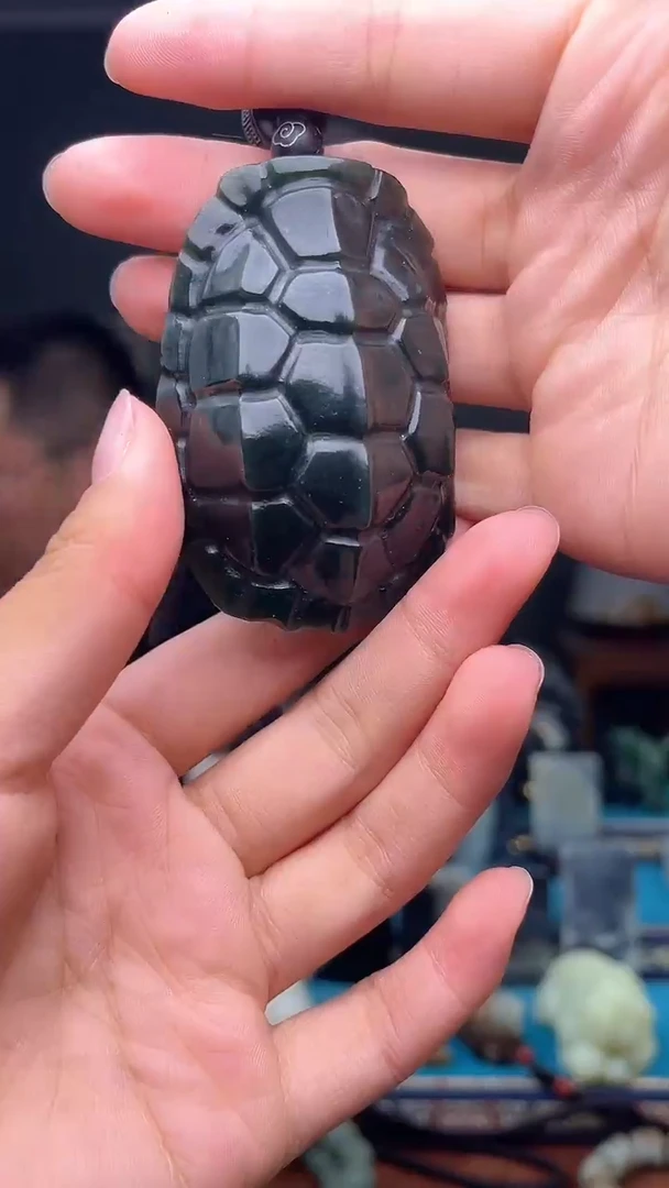 未镶嵌和田玉挂件1