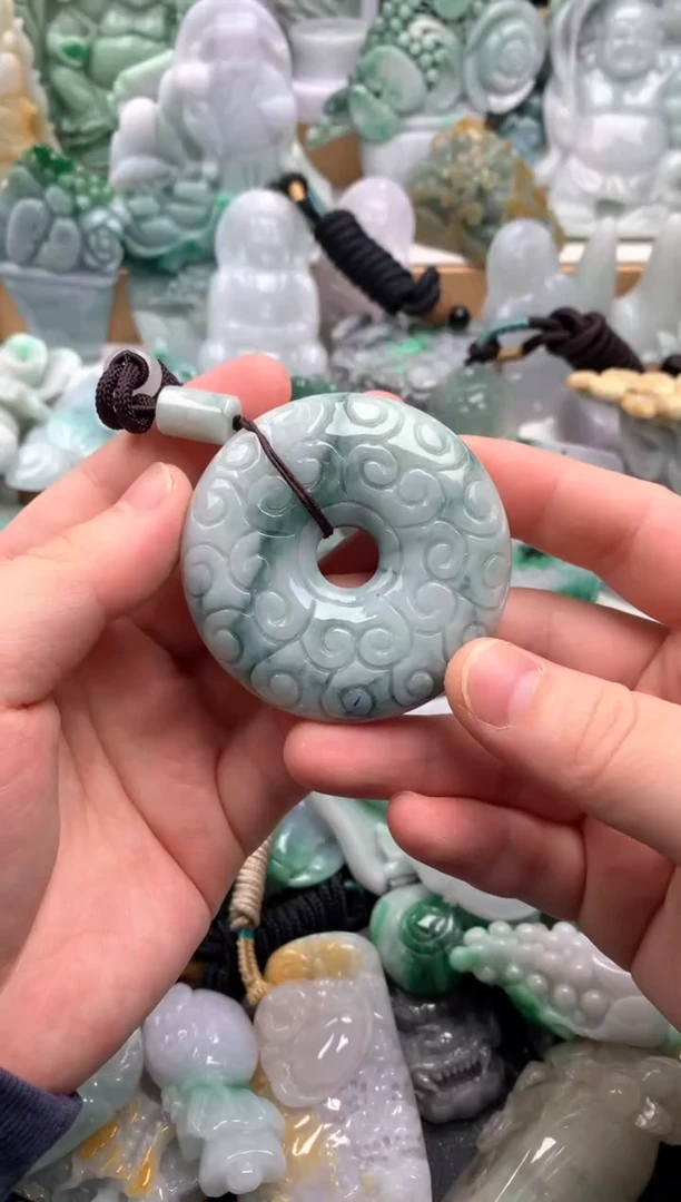 吊坠(不含链)未镶嵌翡翠1