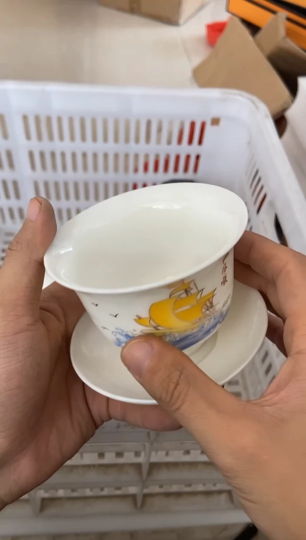 杯无运费险有瑕疵的摄影的产品有使用过的痕迹有点脏介意勿拍