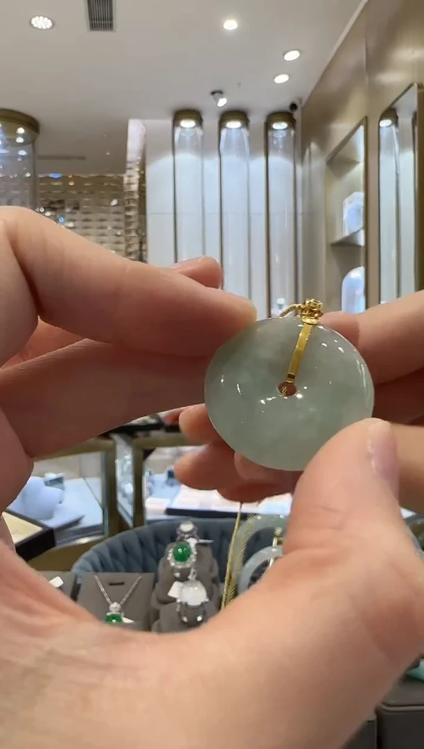颈饰18K金镶嵌翡翠94