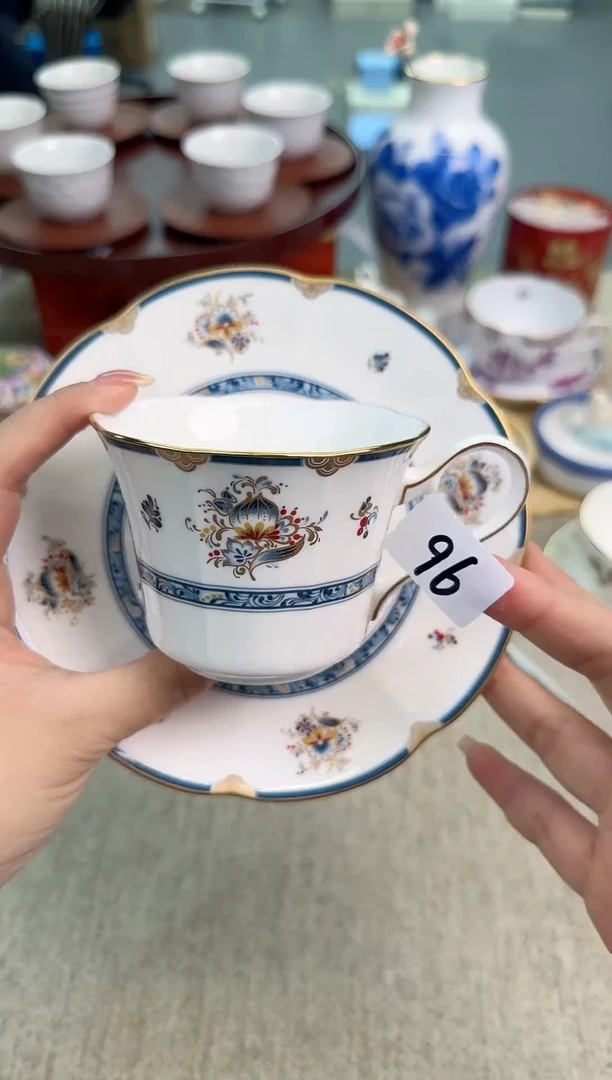 瓷片泡泡家的瓷器真好看