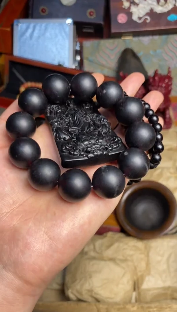 未镶嵌琥珀裸石主播推荐主播推荐