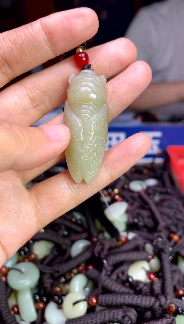 未镶嵌和田玉挂件1