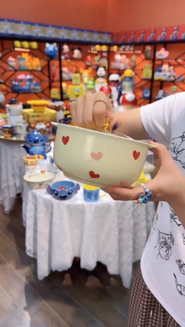 瓷片@@爱心带盖陶瓷面碗（微瑕）