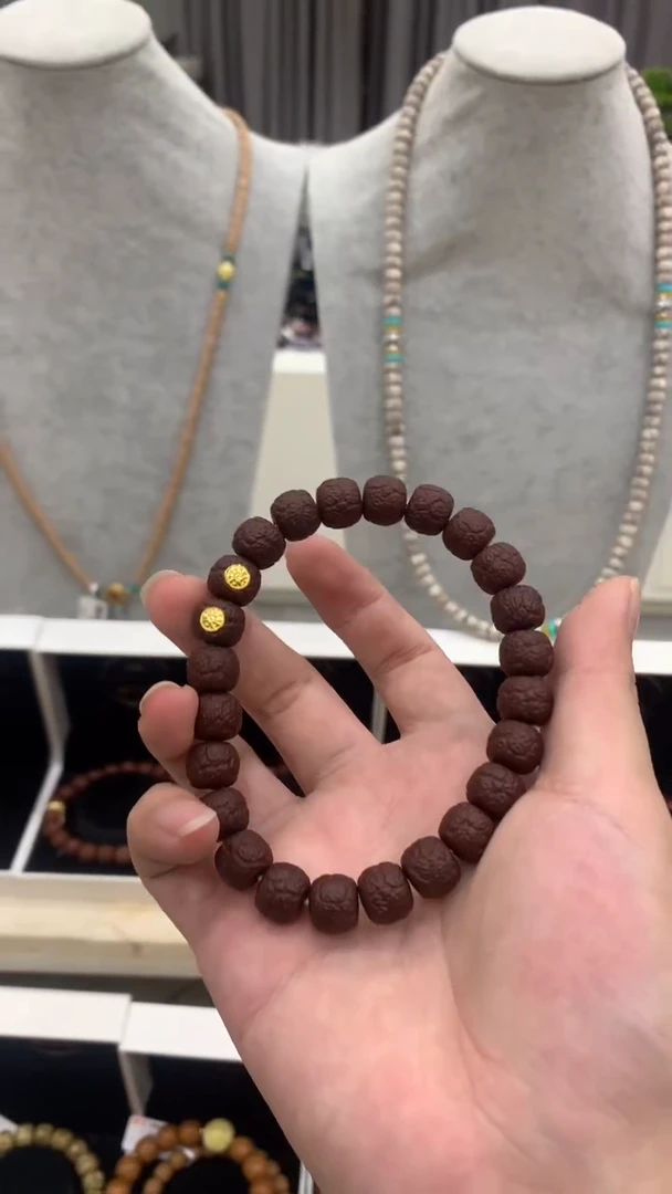 手串猴头核桃机刷玉化猴头雕刻饕餮