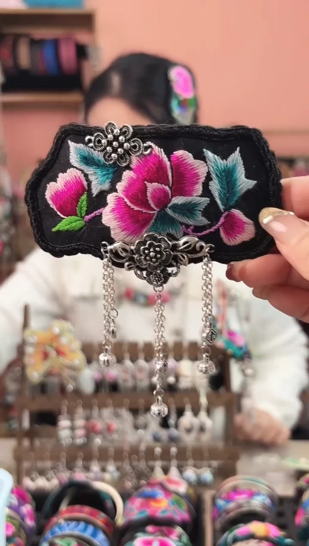 织绣艺枝独绣手工饰品141