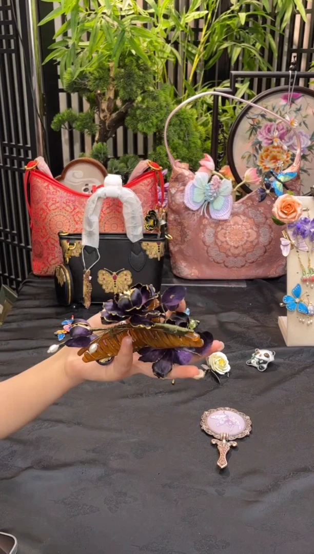 织绣轻*非遗绒花手工饰品