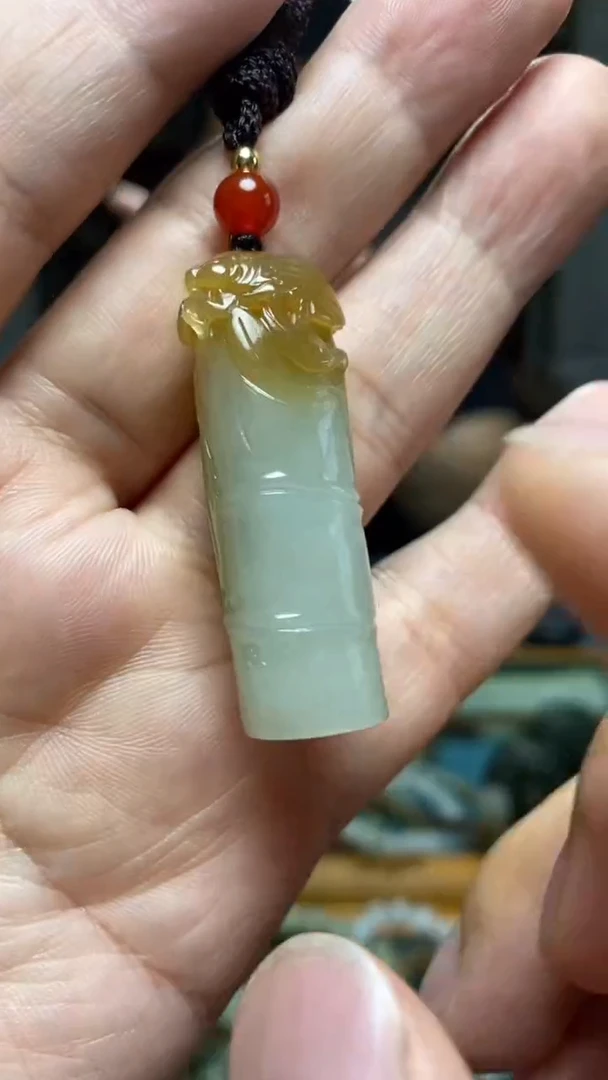 和田玉未镶嵌颈饰25