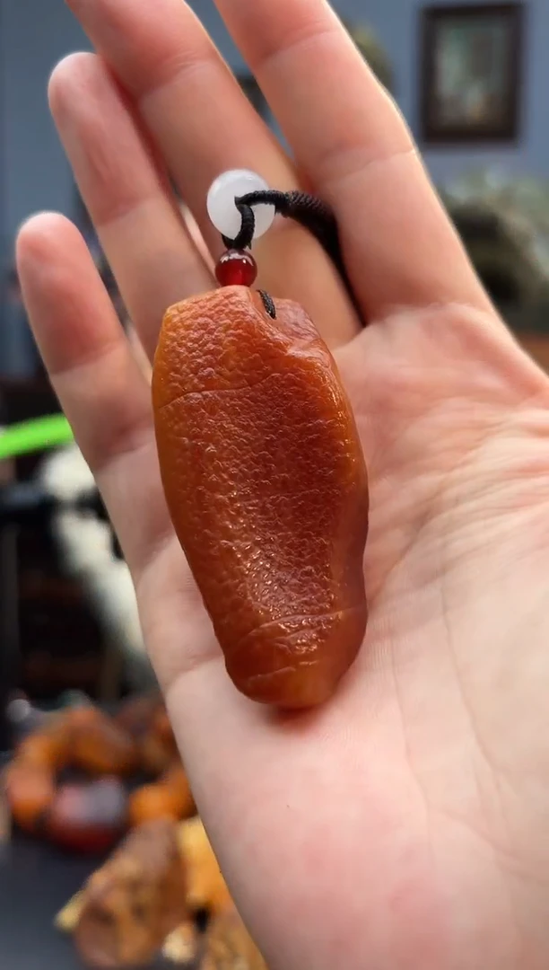 琥珀颈饰未镶嵌手把