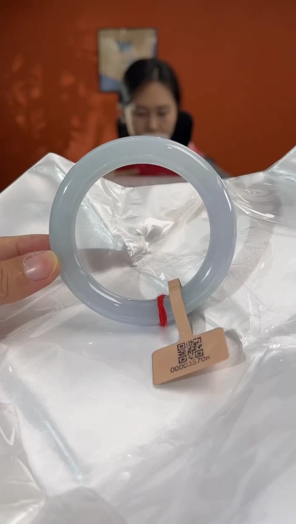 未镶嵌手镯翡翠3  56