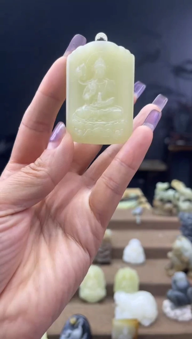 颈饰未镶嵌和田玉1