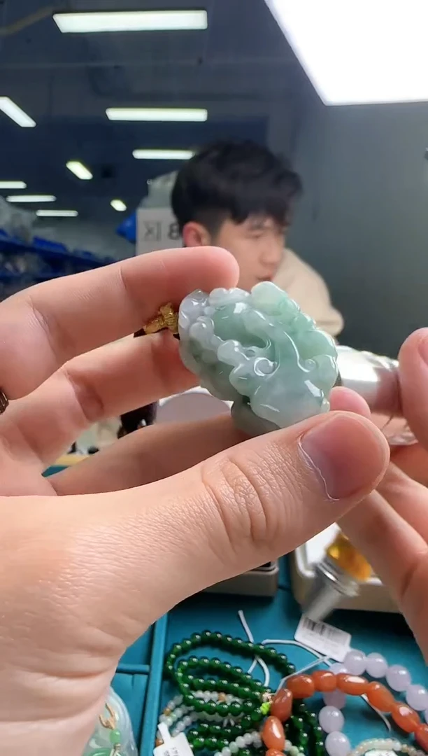 【闪购商品】翡翠吊坠(不含链)未镶嵌翡翠吊坠44