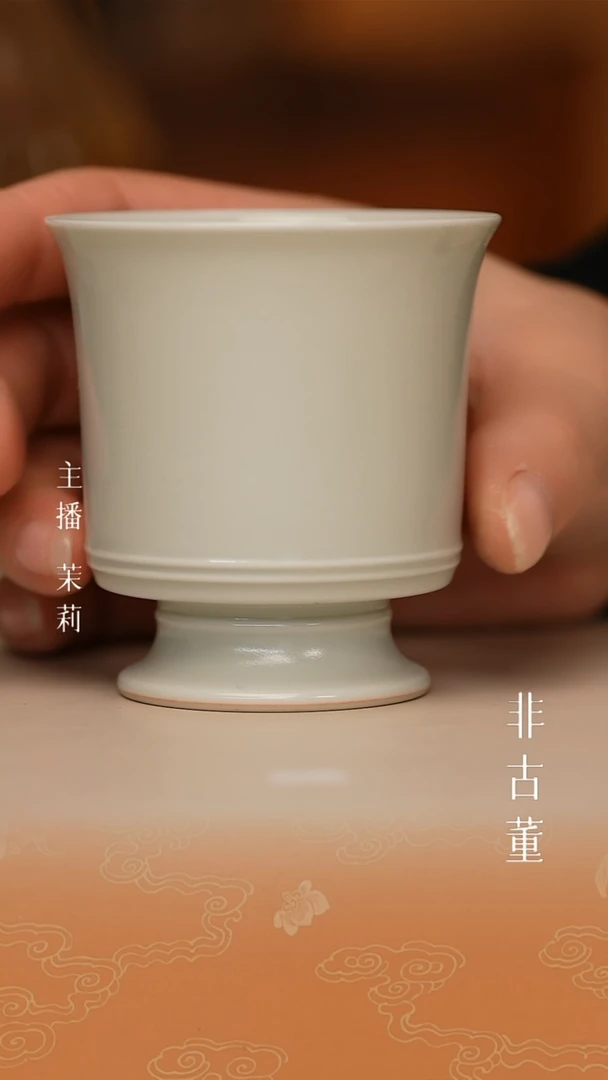 1手工瓷器，每只不同