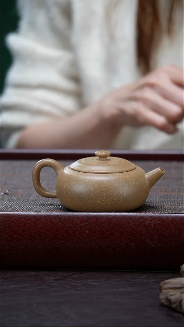 【闪购商品】紫砂紫砂壶张月 《菊钮壶》