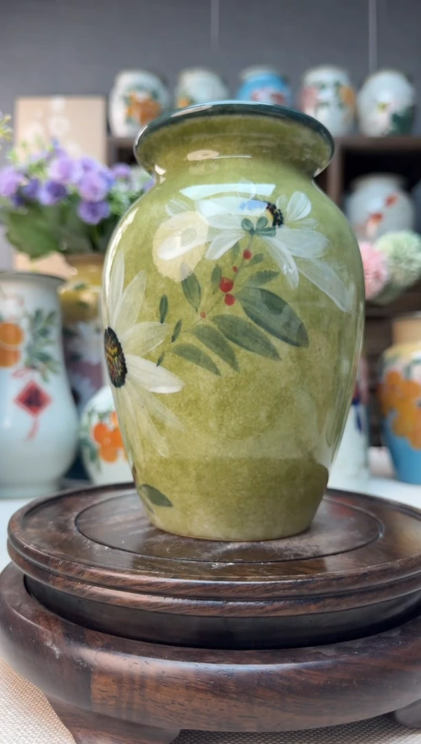 【闪购商品】瓶景德镇手绘陶瓷花瓶底部无孔高17口8左右